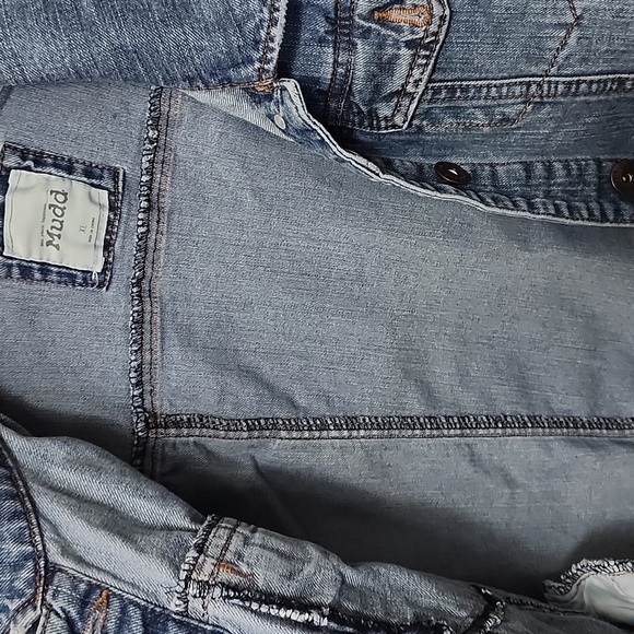 Gently worn Jean jacket - Picture 2 of 5